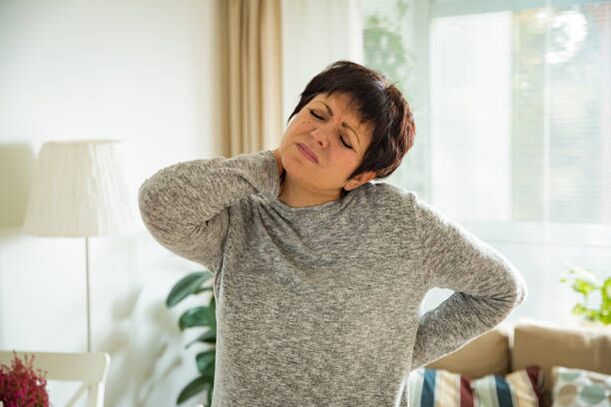 жената има остеохондроза на цервикалниот 'рбет